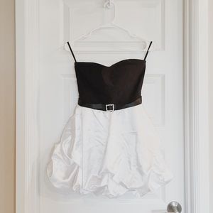 New Bell Black & White Strapless Dress